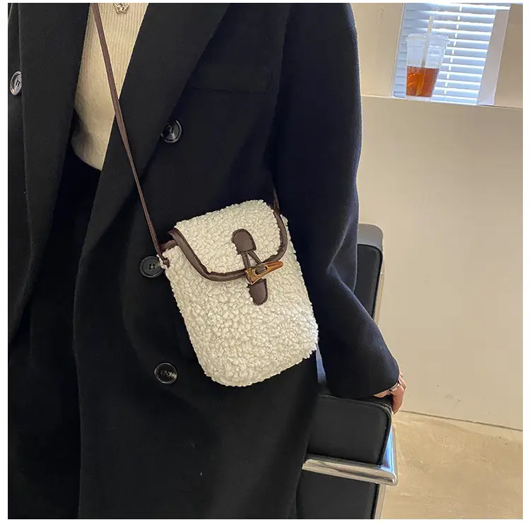 Lamb Wool Shoulder Messenger Bag Women Winter 2023 β feature 19