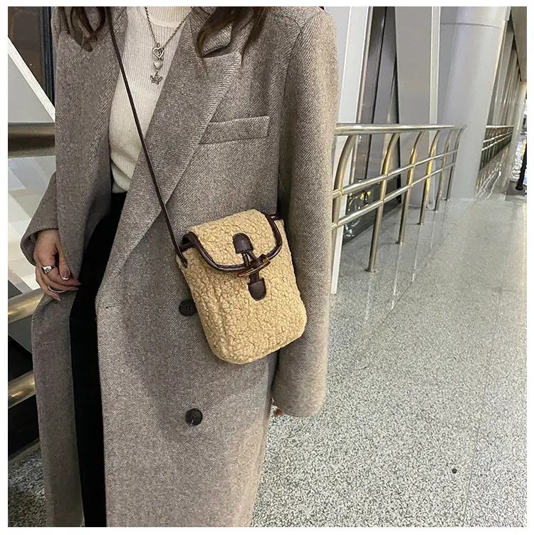 Lamb Wool Shoulder Messenger Bag Women Winter 2023 β feature 9