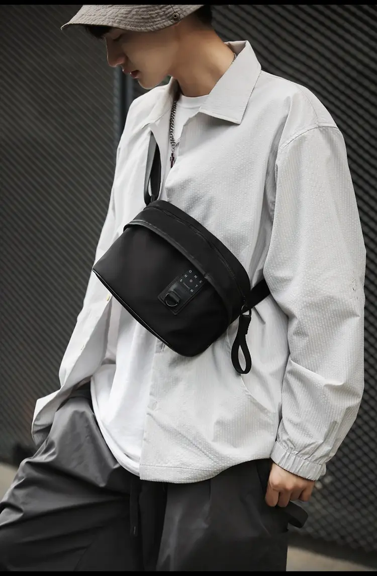 Men's Fashion Chest Bag Mobile Phone Commuter Bag — feature 17
