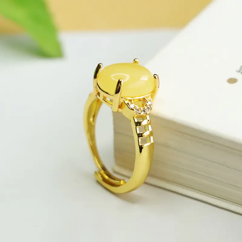 Aiyu Natural Amber Ring Honey Wax Ethnic Style Jewelry — feature 9