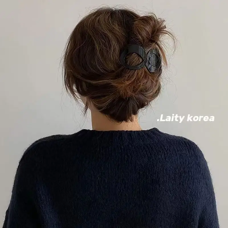 Matte 8-Shape Geometric Hair Clip for Women