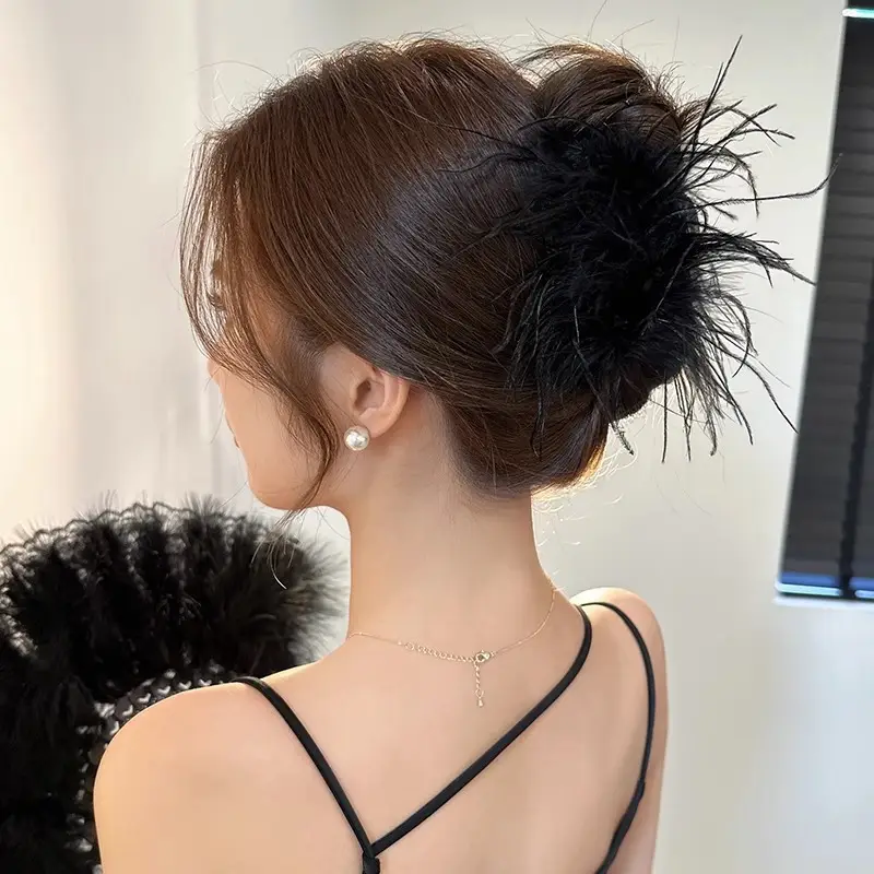 Black Feather Hair Clip Extra Large 13cm Women - Image 6