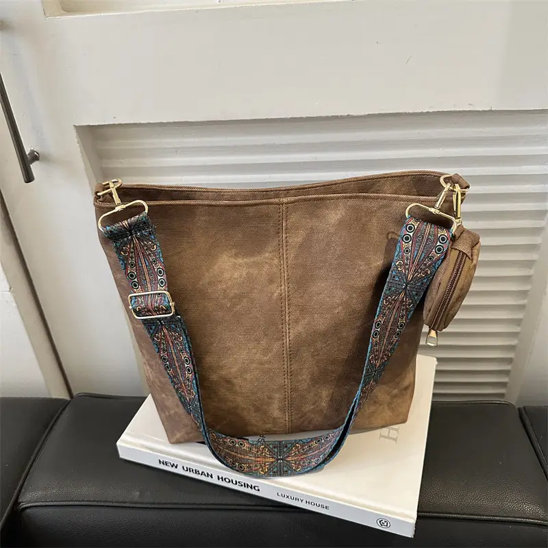 Women's 2023 Winter Retro Shoulder Bag with Embroidered Strap