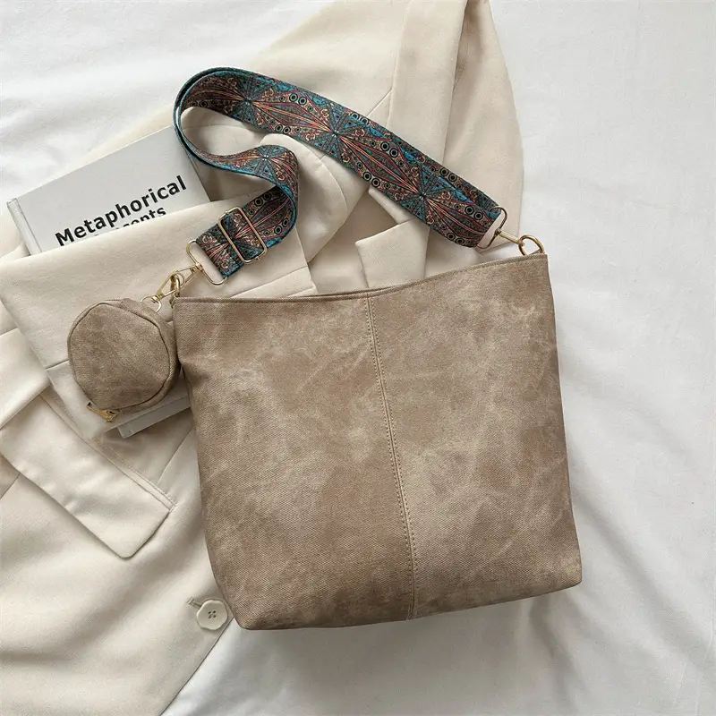 Women's 2023 Winter Retro Shoulder Bag with Embroidered Strap