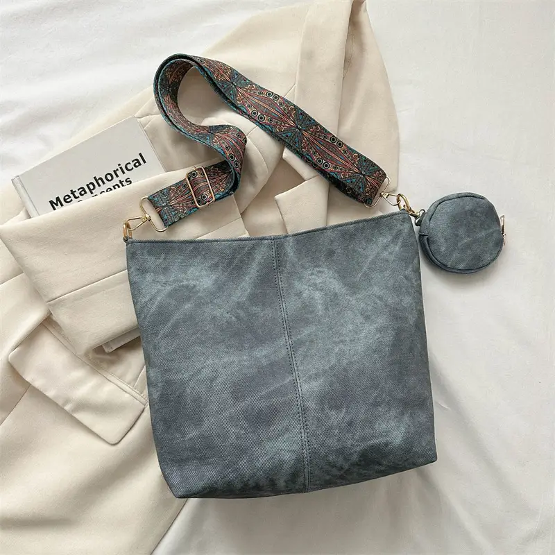 Women's 2023 Winter Retro Shoulder Bag with Embroidered Strap