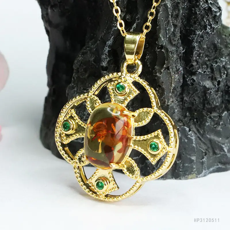 Guan Yu Natural Amber Pendant Necklace Ethnic Style Gold - Image 5