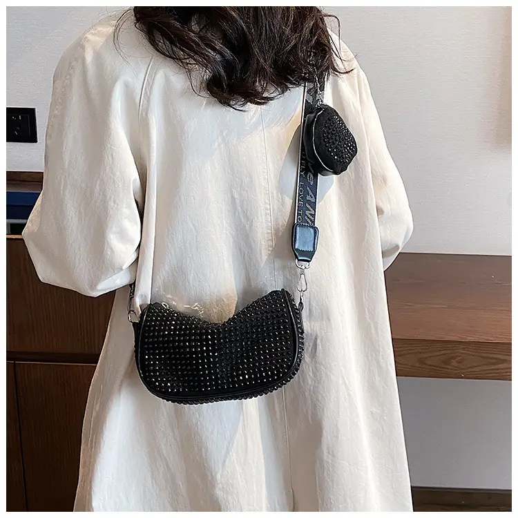 Women Korean Style Diamond Crossbody Bag 2023 — feature 18