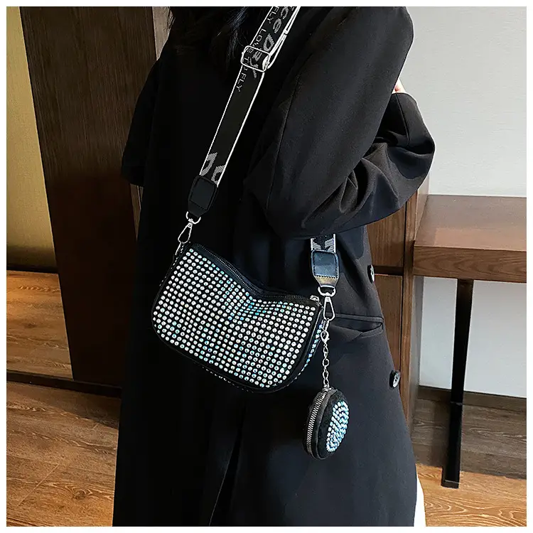 Women Korean Style Diamond Crossbody Bag 2023 — feature 21