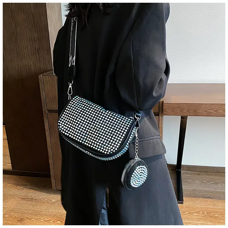 Women Korean Style Diamond Crossbody Bag 2023 — feature 23