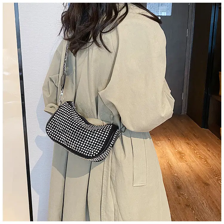 Women Korean Style Diamond Crossbody Bag 2023 — feature 24