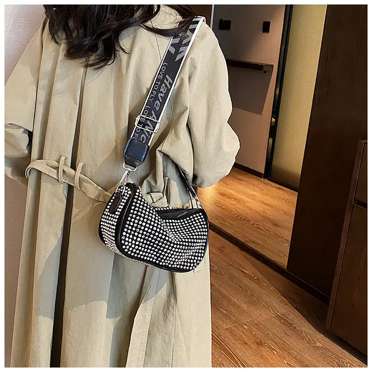 Women Korean Style Diamond Crossbody Bag 2023 — feature 26