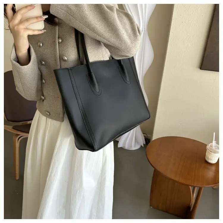 Women's Contrast Textured Tote Bag 2023 New — feature 17