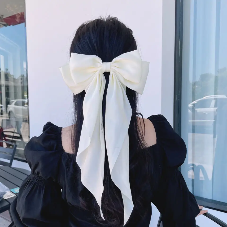 Black Retro Bow Hairpin for Back of Head Clip