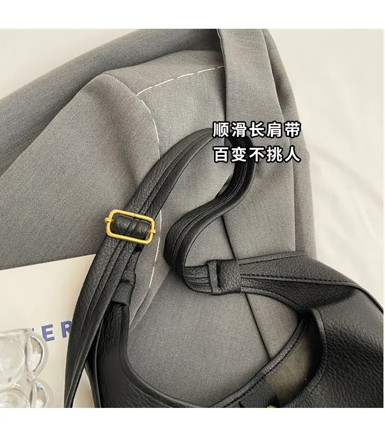 Black Leather Shoulder Bag for Women Large Capacity — feature 3