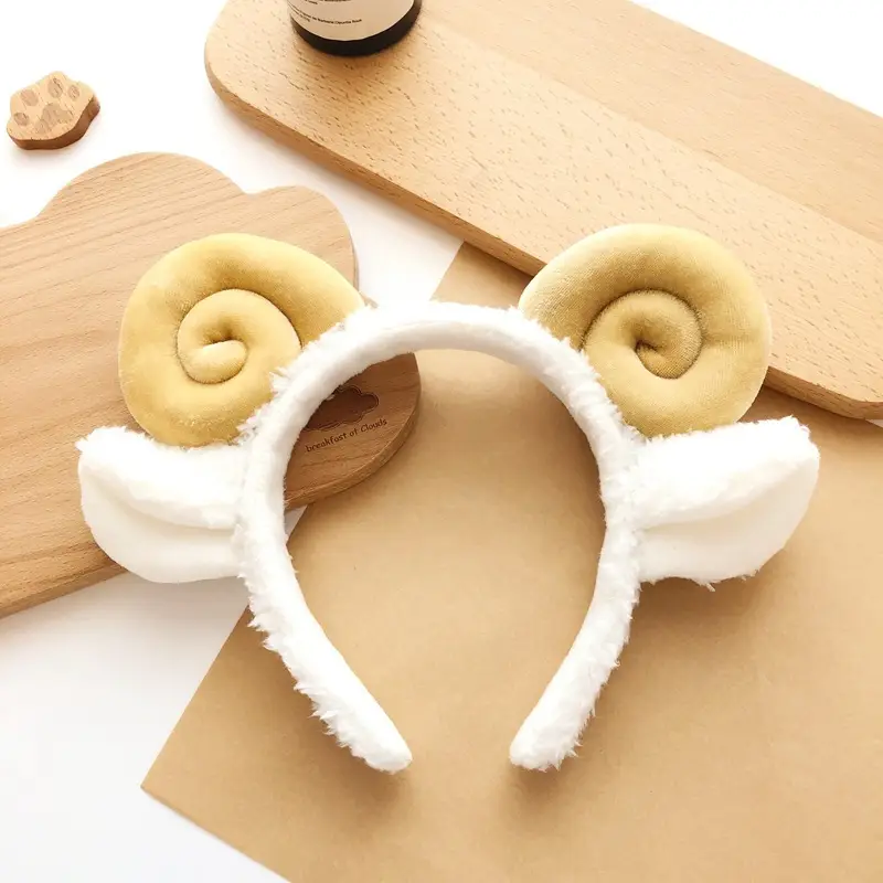 Cute Bear Face Washing Headband for Women