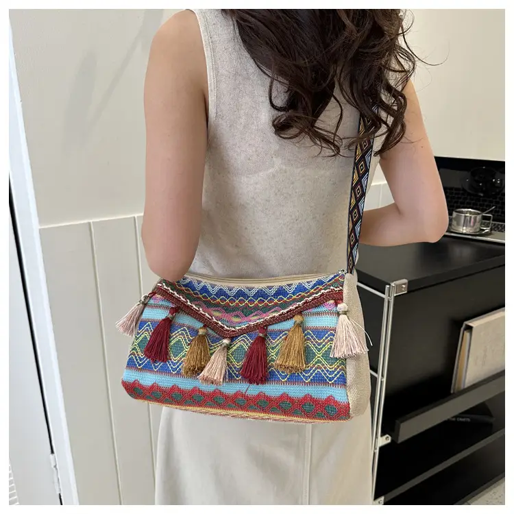 Women Ethnic Tassel Shoulder Bag 2023 New — feature 11