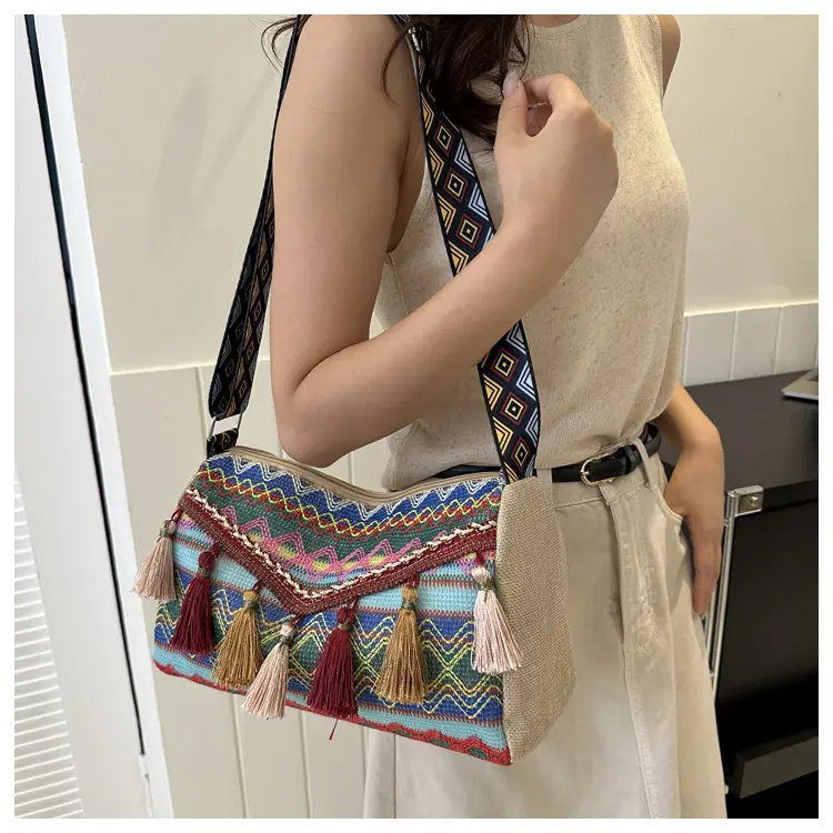 Women Ethnic Tassel Shoulder Bag 2023 New — feature 8