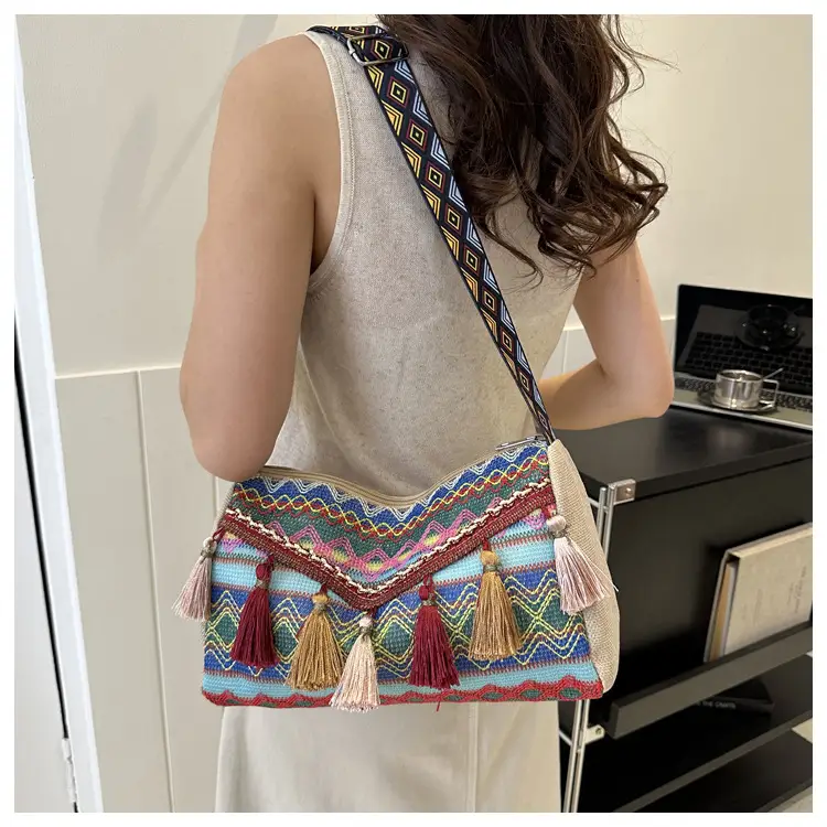 Women Ethnic Tassel Shoulder Bag 2023 New — feature 9