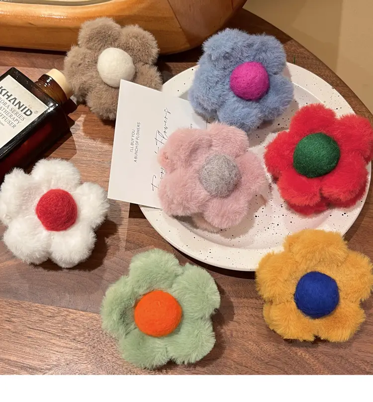 Autumn Winter Flower Plush Hair Clips for Women — feature 2