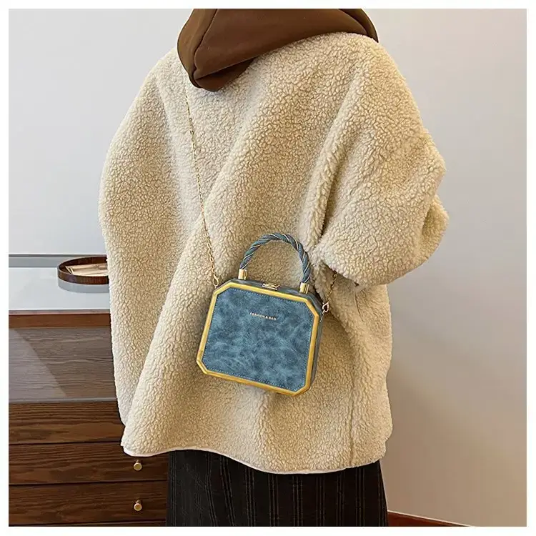 Women Crossbody Bag Pink Velvet Design — feature 16