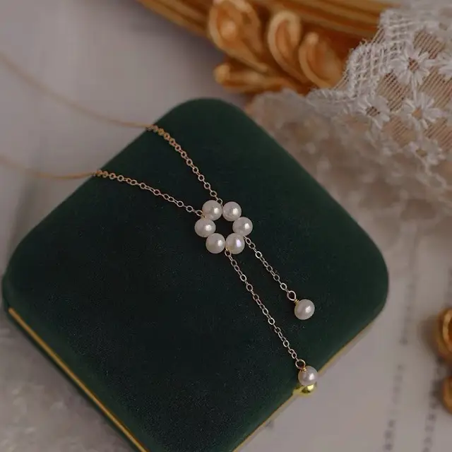 Natural Freshwater Pearl Pendant Necklace for Women