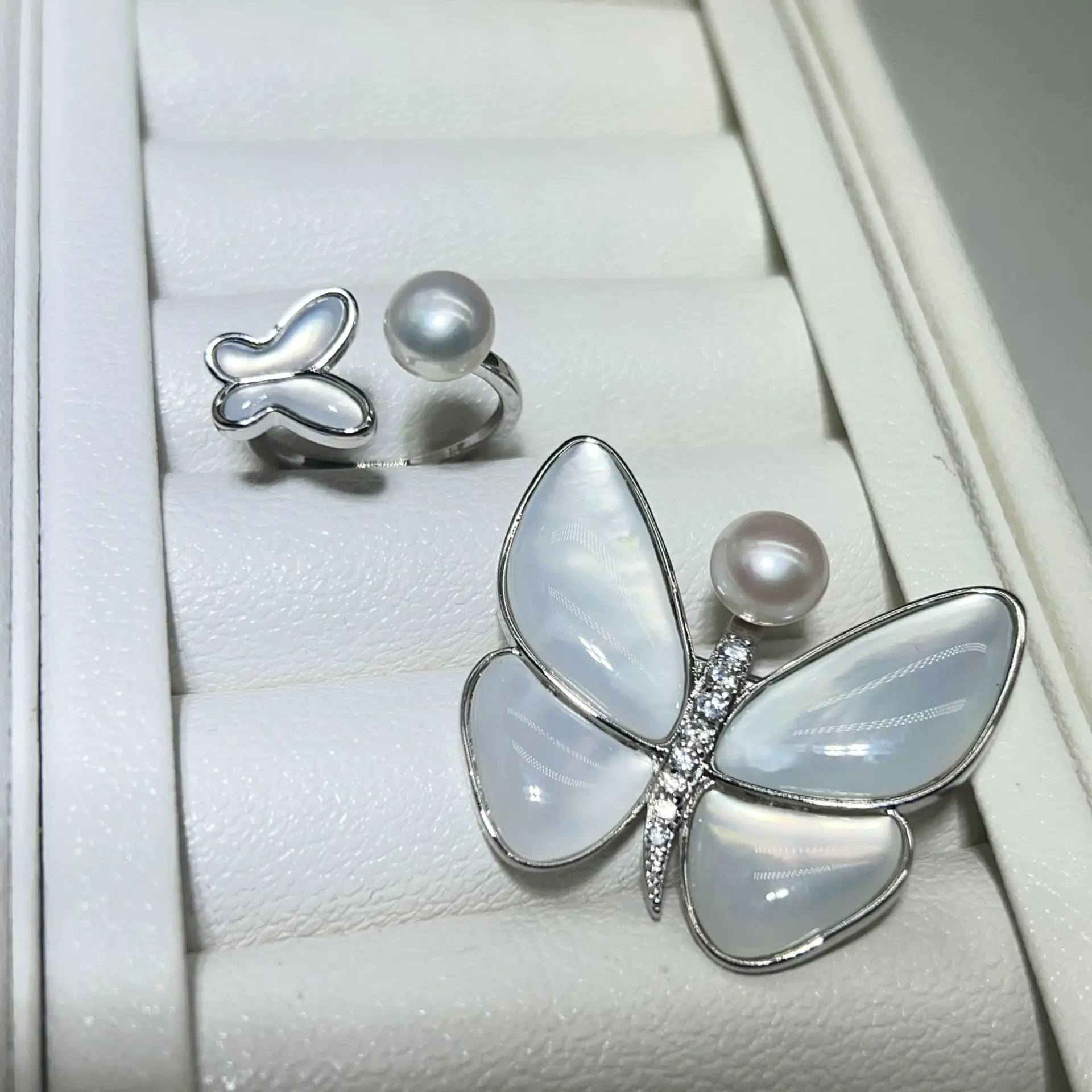 S925 Silver Butterfly Earrings with Natural Pearl Drop
