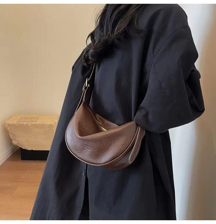 Women's Retro Shoulder Messenger Bag Brown Leather 2023 — feature 19