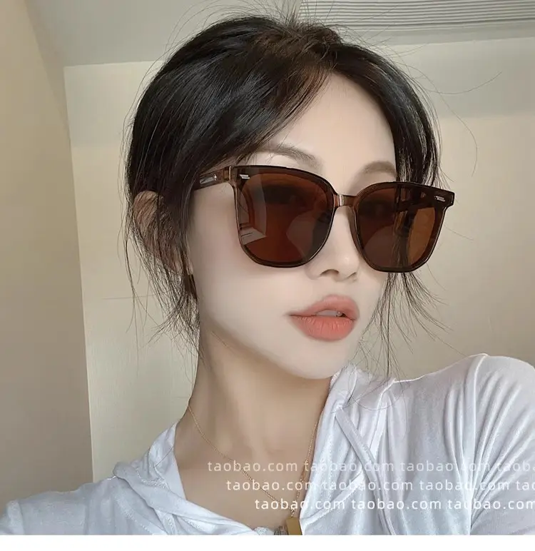 Square Frame Sunglasses for Men Women Anti-UV Driving — feature 4