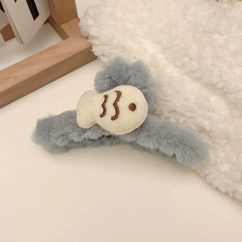 New Arrival Fish Clip Plush Hair Accessories for Women - Image 3