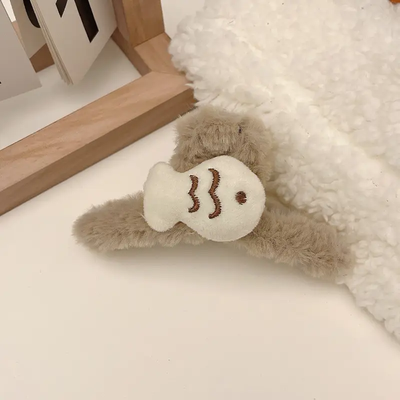 New Arrival Fish Clip Plush Hair Accessories for Women - Image 4