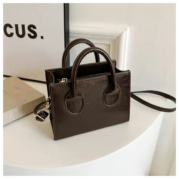 Women's Black Shoulder Crossbody Handbag 2023 New Arrival - Image 3