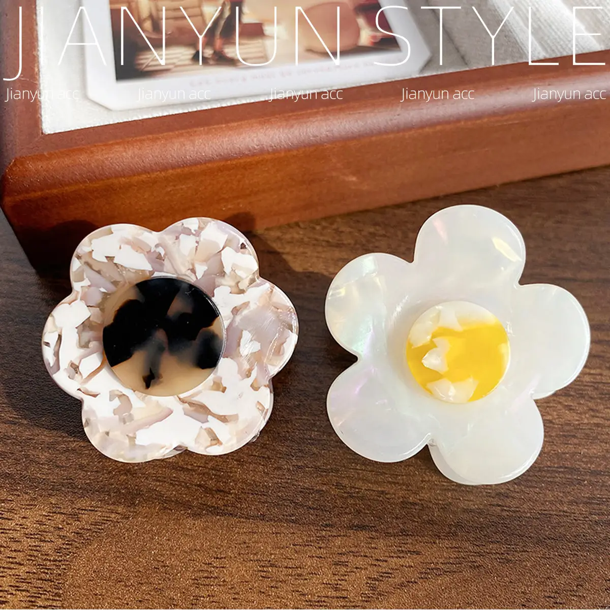 Sweet Acrylic Daisy Hairpin for Women - Image 6