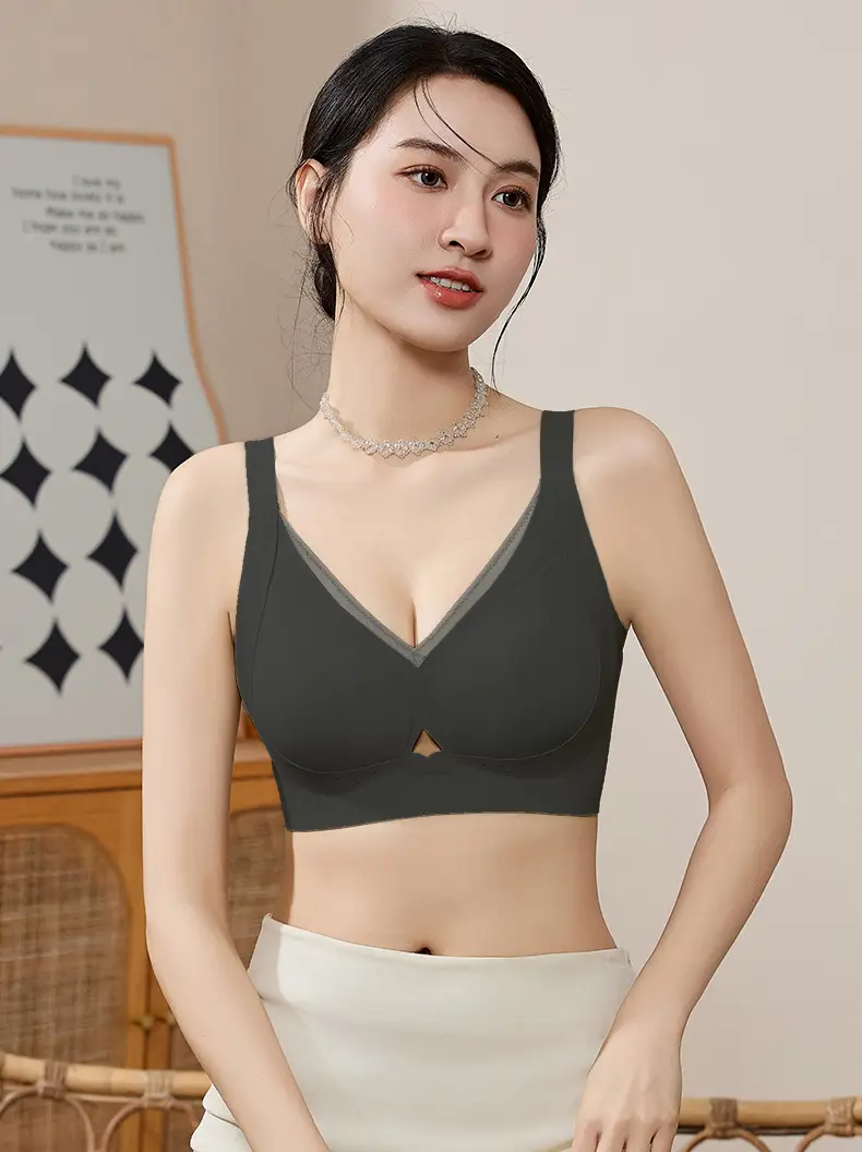 Wire-Free Women's Traceless Bra Large Size — feature 24