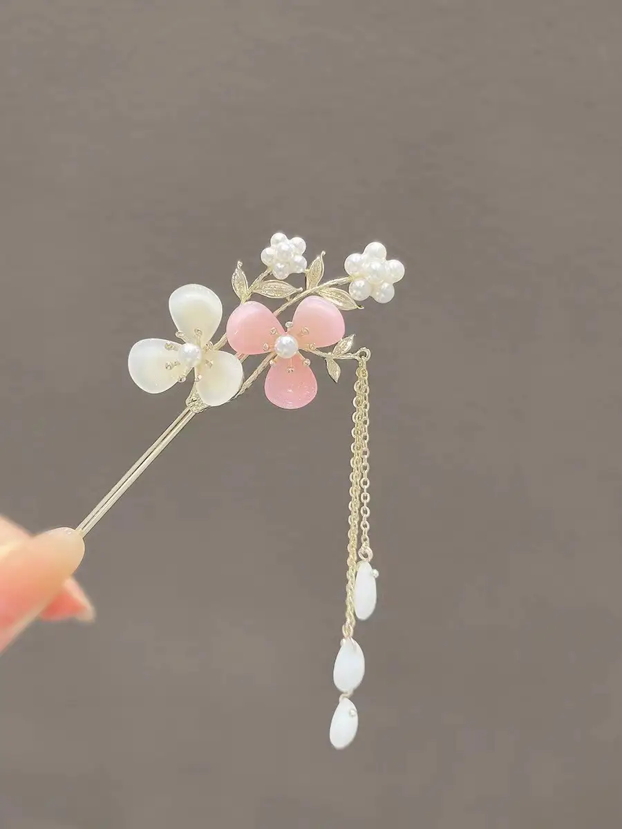 New Chinese Tassel Hairpin Women Ancient High Grade Metal