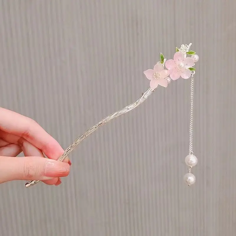 New Chinese Tassel Hairpin Women Ancient High Grade Metal