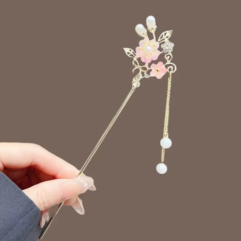New Chinese Tassel Hairpin Women Ancient High Grade Metal