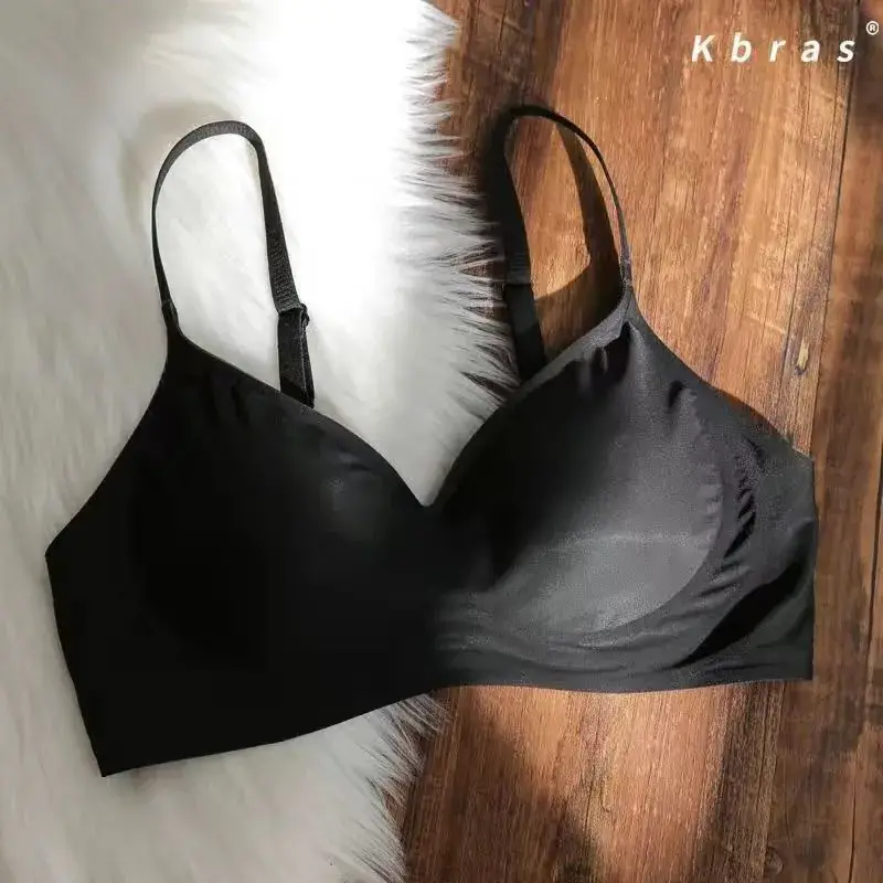Wire-Free Seamless Intimates for Women with Push-Up Design - Image 2