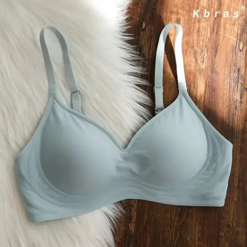 Wire-Free Seamless Intimates for Women with Push-Up Design - Image 3