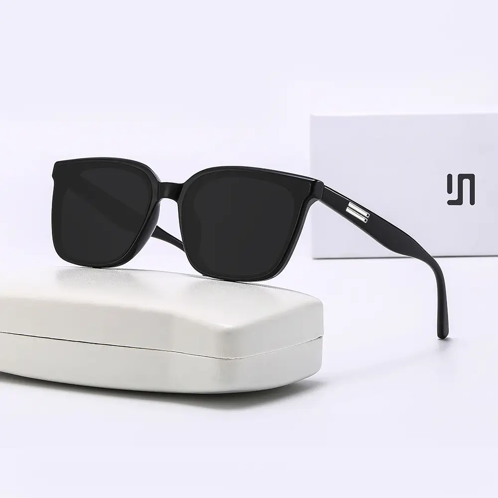 Women's Anti-UV Polarized Sunglasses White Frame - Image 9