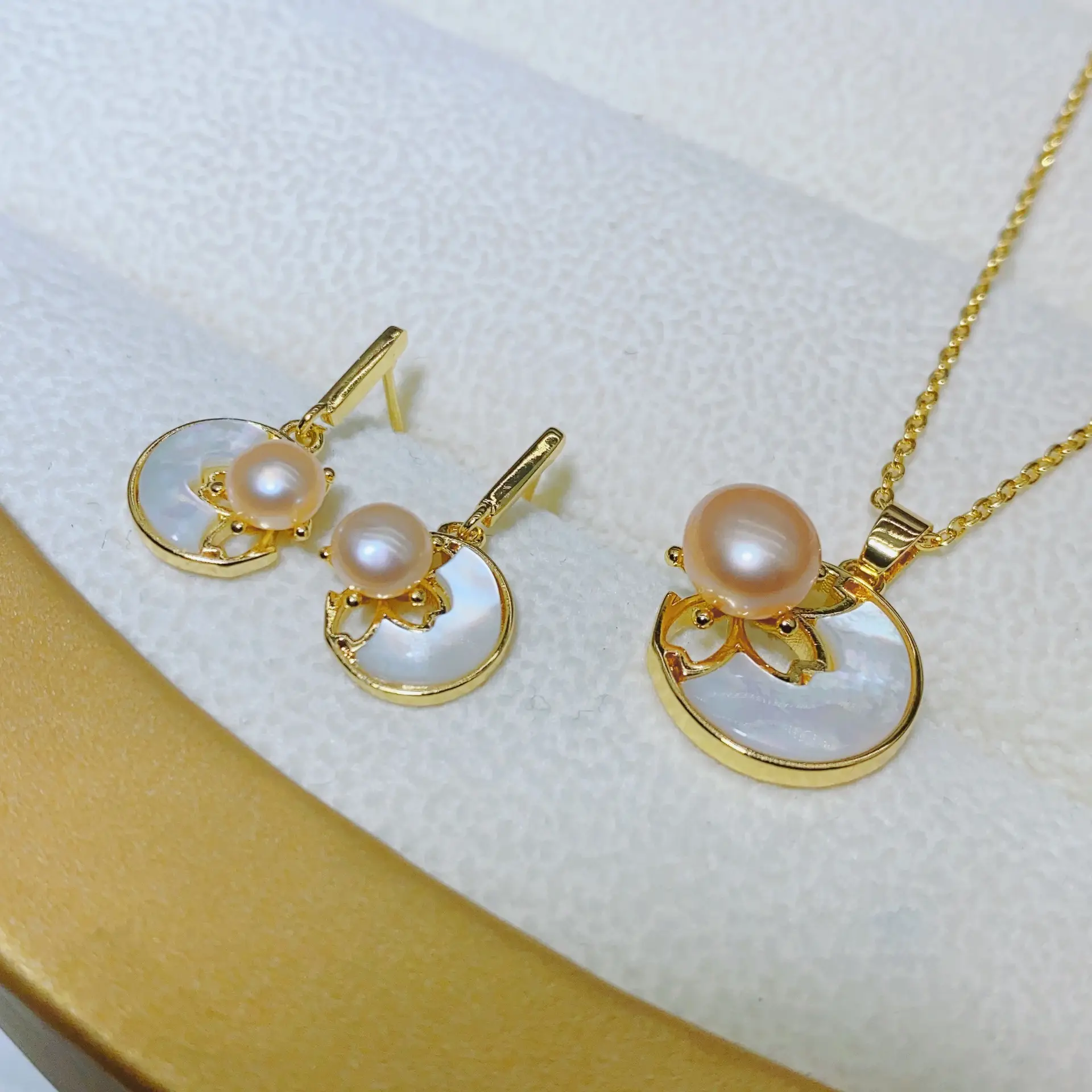 Gold Plated Pearl & Crown Necklace with Chain