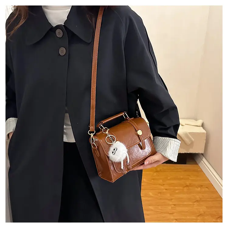Women Shoulder Messenger Bag Brown Leather Winter 2023 — feature 20