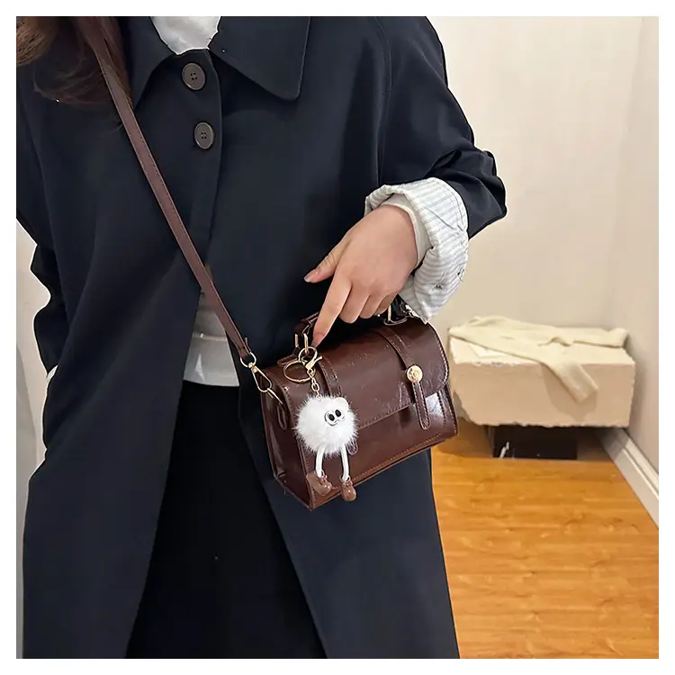 Women Shoulder Messenger Bag Brown Leather Winter 2023 — feature 22