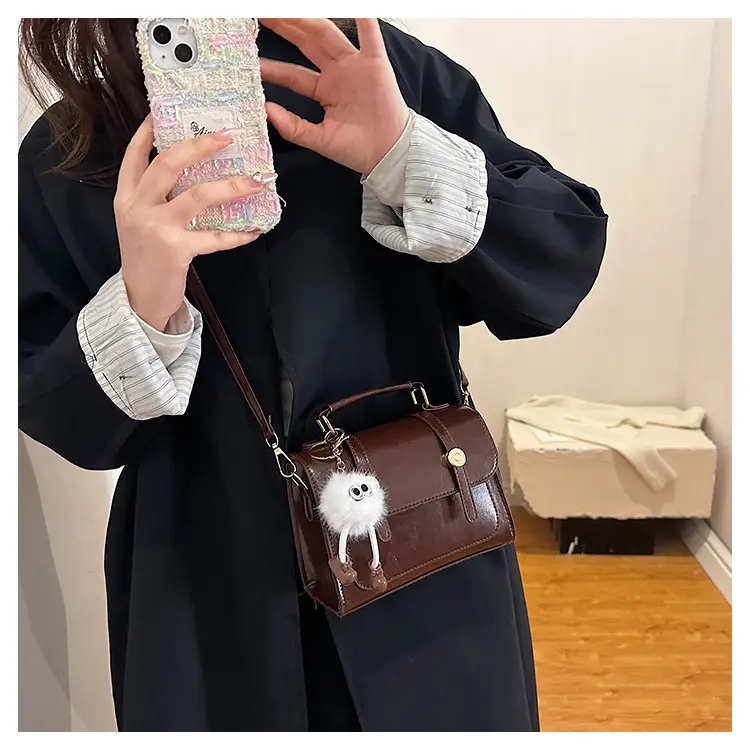 Women Shoulder Messenger Bag Brown Leather Winter 2023 — feature 23