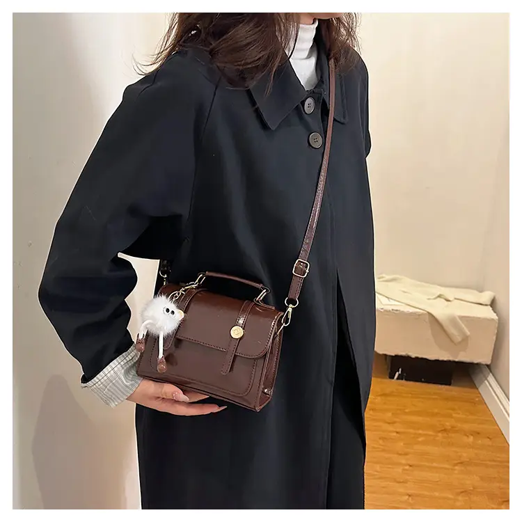 Women Shoulder Messenger Bag Brown Leather Winter 2023 — feature 24
