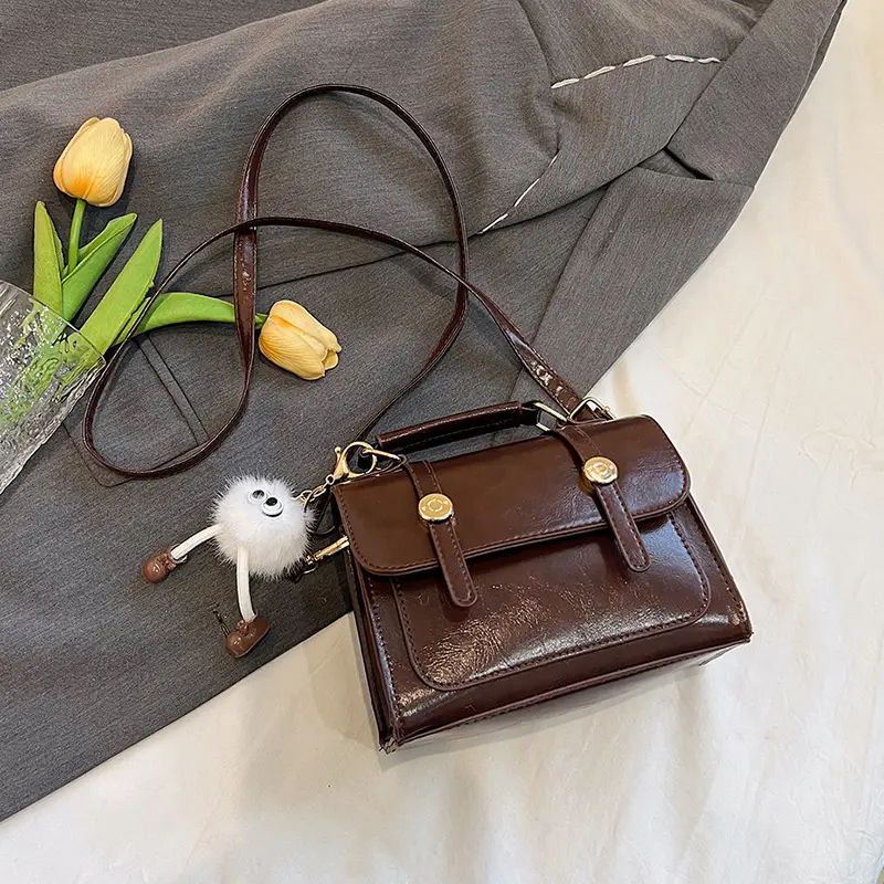 Women Shoulder Messenger Bag Brown Leather Winter 2023 - Image 7