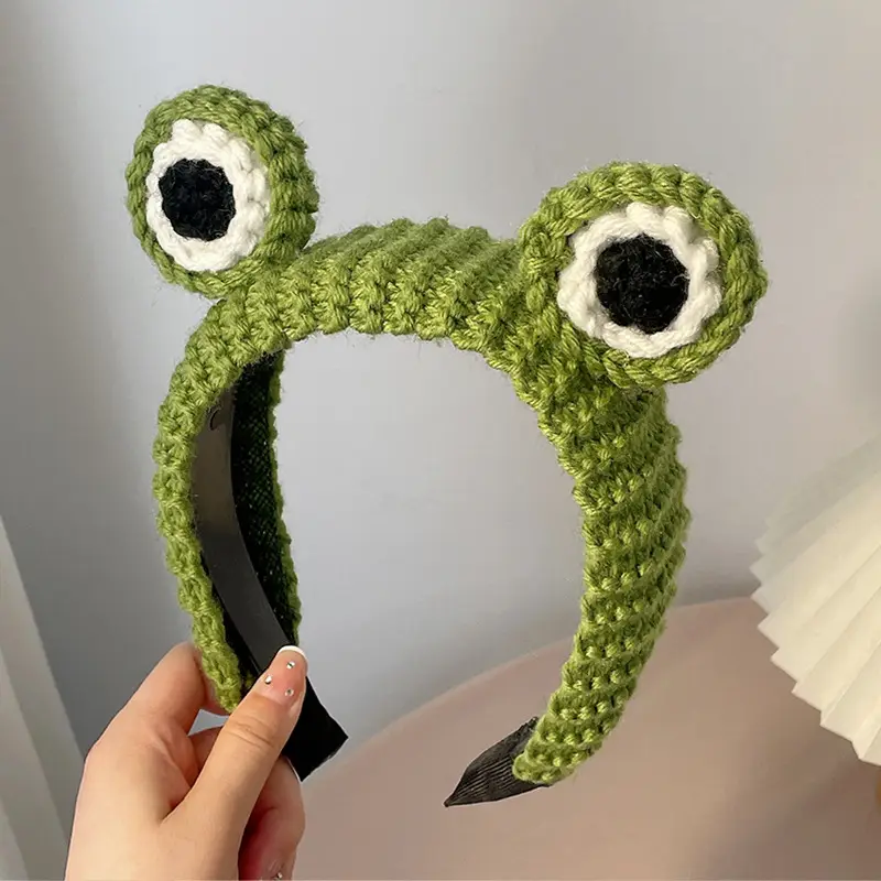 Frog Headband with Big Eyes Wool Knitted Design - Image 7