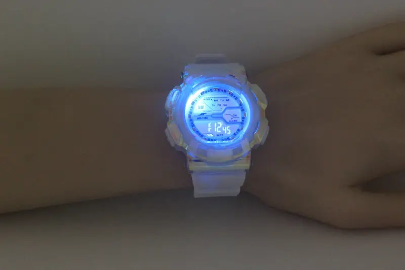 Luminous Waterproof Student Watch for Boys Girls — feature 10
