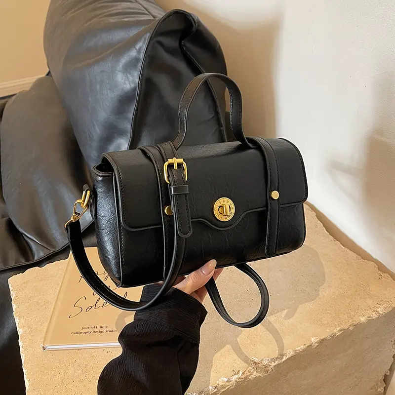 Women's Black Crossbody Bag 2026 Style - Image 3