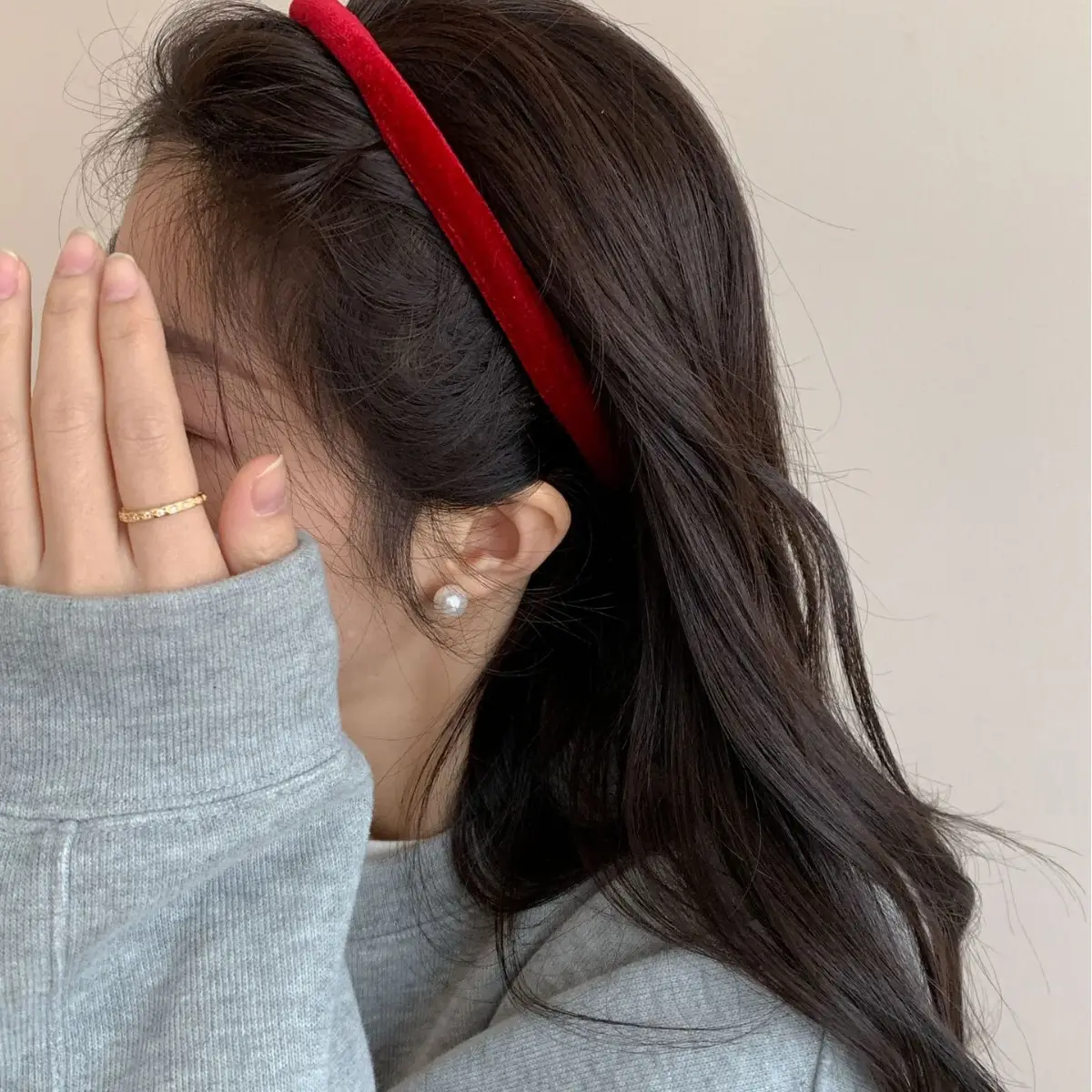 Women's Pink Headband with Pearl Earrings