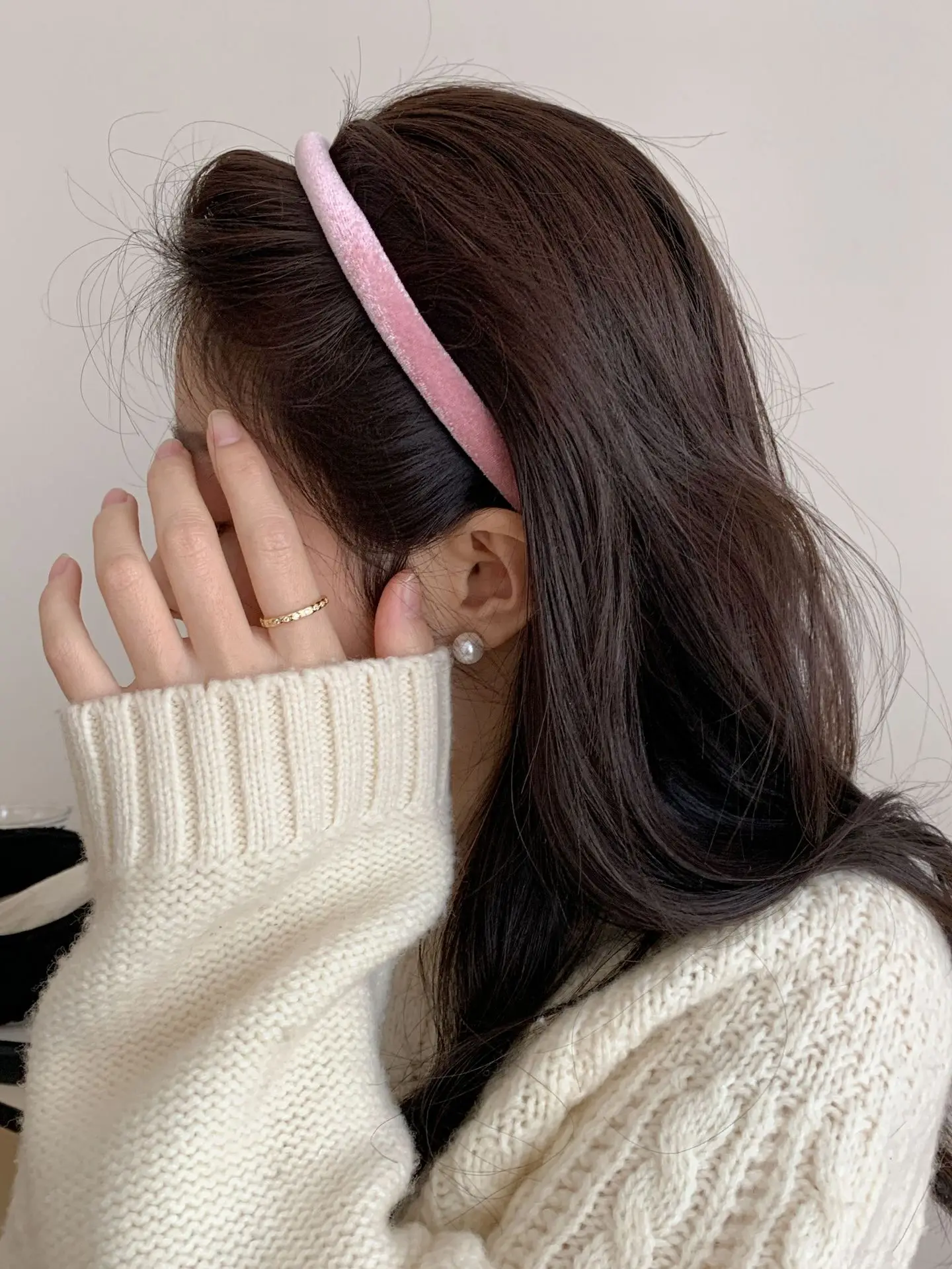 Women's Pink Headband with Pearl Earrings — feature 15